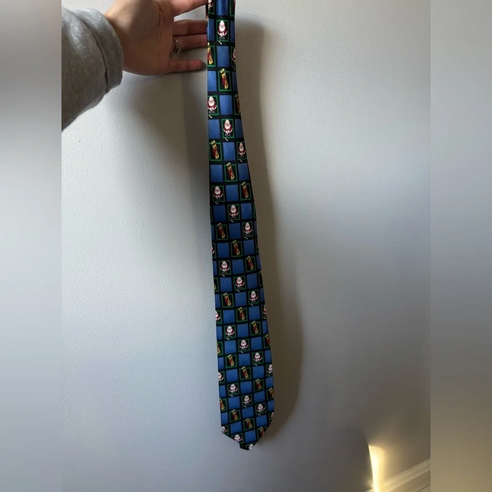 VTG Jolly ‘Ol Nickties Santa Christmas Golf Tie Silk Blue Patterned Men's Tie